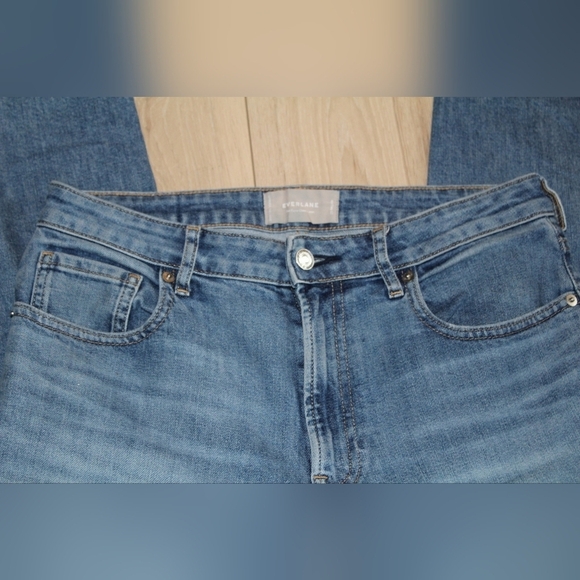 C - Everlane Cheeky Curvy Blue Jeans - Picture 4 of 9